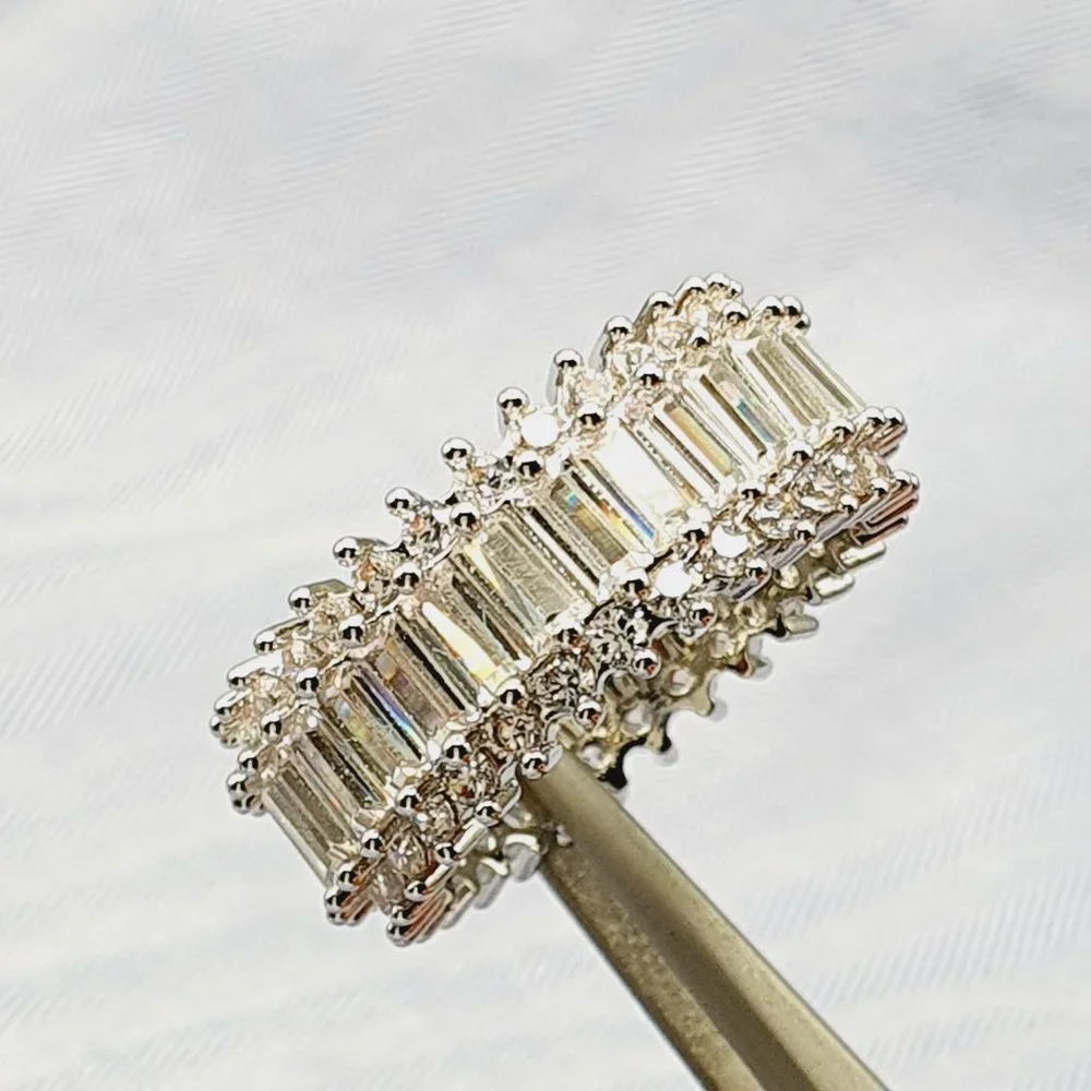 🔥 Fashion Dainty Gems Zircon Beautiful Eternity Rings for Women, EVGG1369